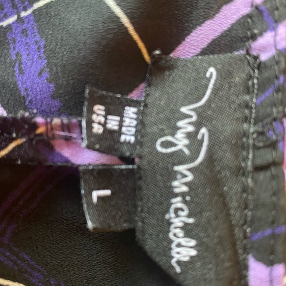 Love the mini buttons- purple multi shirt - Picture 2 of 3